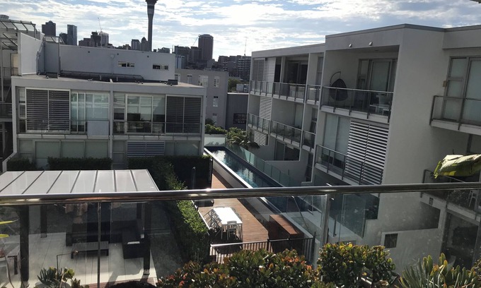 Freemans Bay Apartment | Warm, spacious and secure apartment in great location. Just move in!