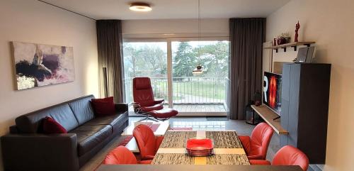 Warnemuende Apartment | Warnemünde Residenz im Kurpark Fewo Seestern REF 41165