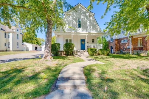 Warrensburg House | Warrensburg Home, Close to Downtown!