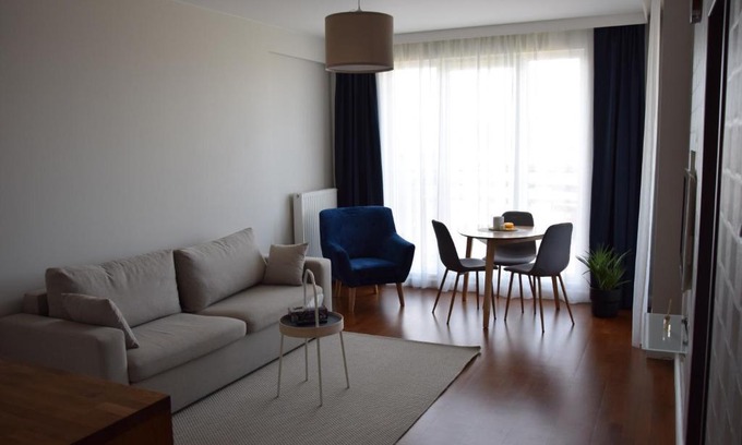 Pruszkow Apartment | Warsaw City Break