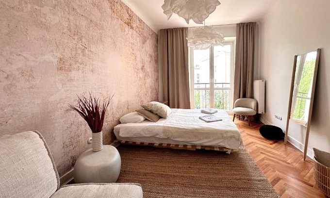 Praga Poludnie Apartment | Warsaw Concierge Wiatraczna