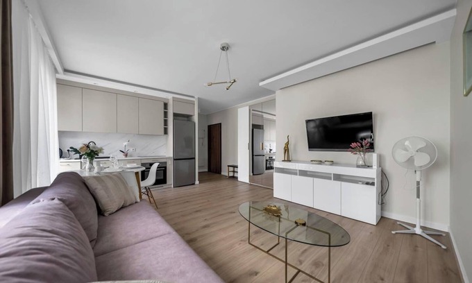 Grochow Apartment | Warsaw Praga - Parking & Balcony - by Rentujemy