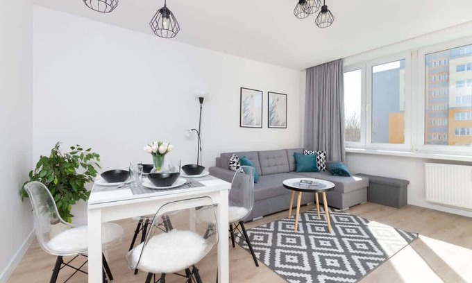 Dziaki Lesne Apartment | Warszawska 15 | Bright Apartment | For 4 Persons