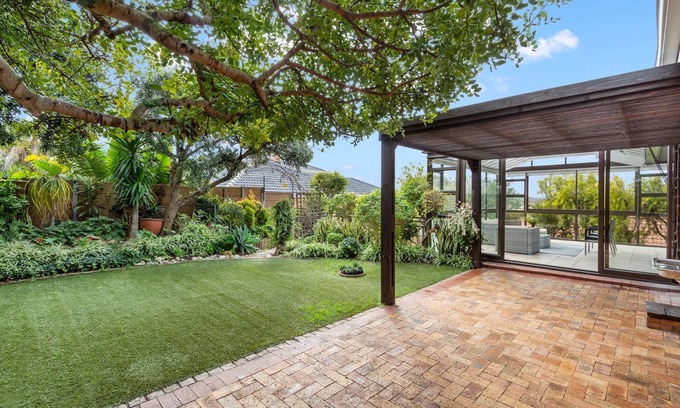 West Beach House | Warwick Coastal Harmony