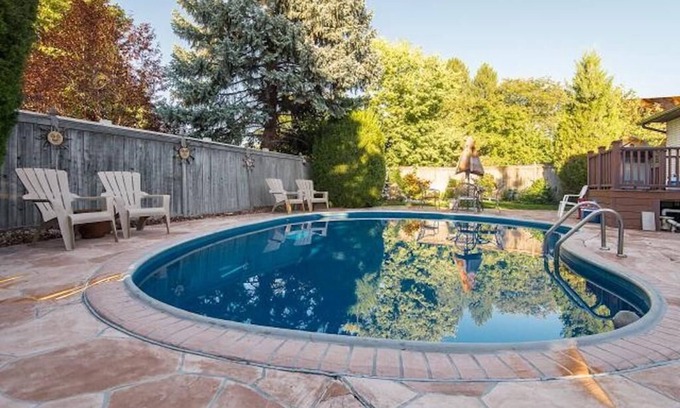 Murray House | Wasatch Front Home Close to EVERYTHING!