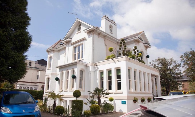 Bournemouth City Centre House | Washington House Hotel