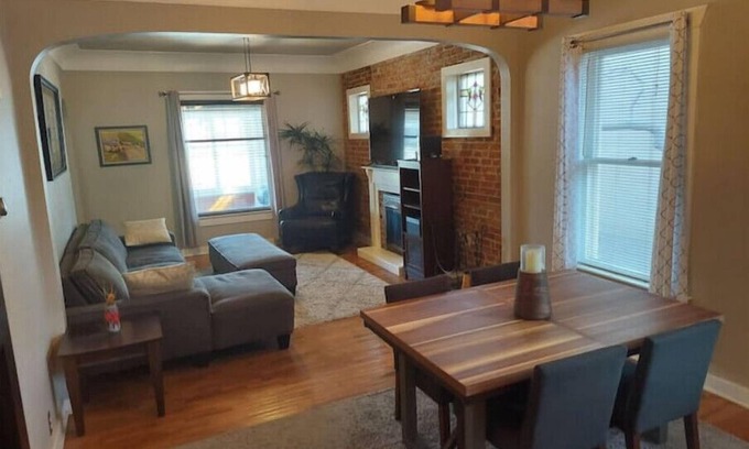 Washington Park House | Washington Park Bungalow with hot tub!