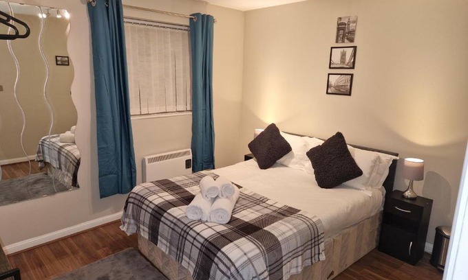 Washington Apartment | Washingtons Emerald 2 Bed Exec Apt