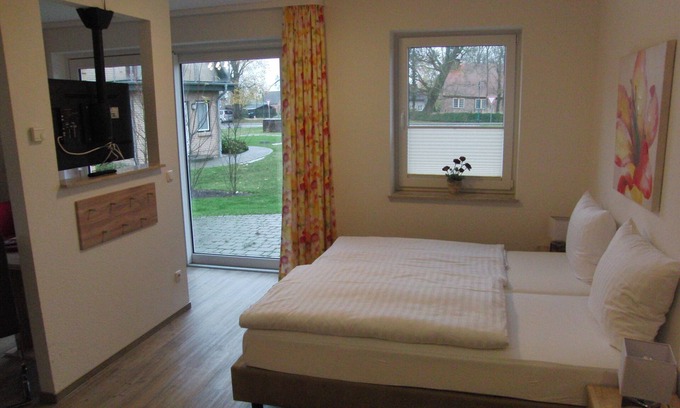 Kaschow Apartment | 'Wasserburg Turow': Apartment for up to 3 guests (with extra bed)