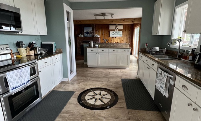 Rockaway Beach House | Watch the Boats Go By at Mariner’s Rest. A Wonderful Waterfront Family Home