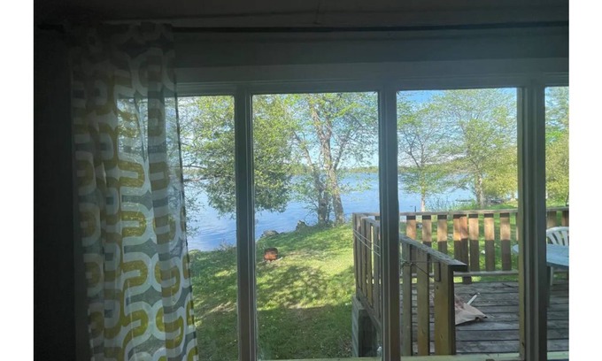 Frontenac House | Water front cottage /private beach access