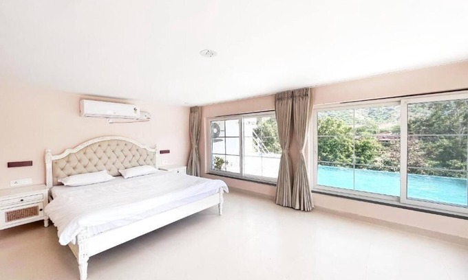 Udaipur District Villa | Water Harbour by Ebony Stays – Peaceful 3BHK Udaipur Villa with Lake View