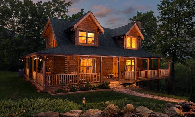 Mill Spring Cabin | Water. Power. Directv. Internet. Close to Lake Lure Ingles. Rates reduced.