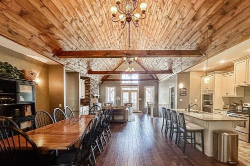 Lake Lure House | Water's Edge Holmstead
