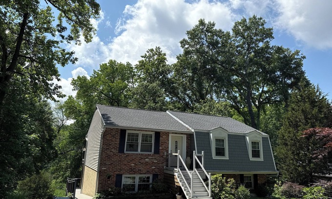 Arnold House | Water view Oasis renovated 3 bedrooms, 2.5 bath &hot tub conveniently in Arnold!