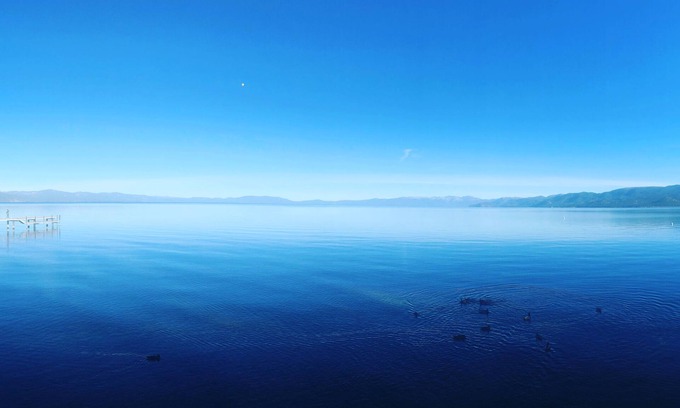 Al Tahoe House | Waterfront 180’ views Rent for summer of 2022 Memorial Day to LaborDay $30,000