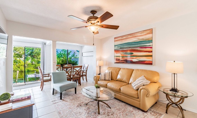Ozona Apartment | Waterfront 2/1 Apartment In Heart Of Palm Harbor/Ozona
