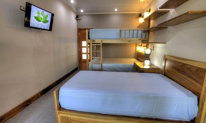 El Tunco Villa | Waterfront 3 Bedroom Villa in Playa El Tunco