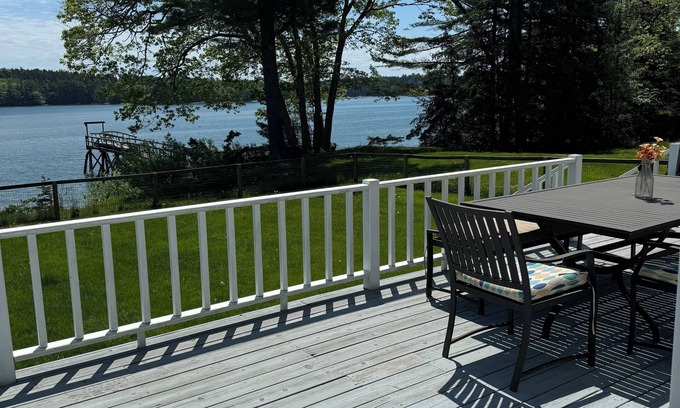 Bremen House | Waterfront 4-bedroom house in beautiful Bremenn