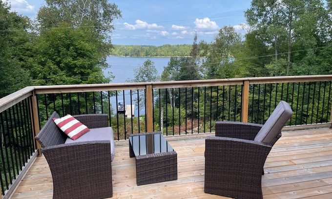 Restoule Cottage | Waterfront 4 Season Get Away -