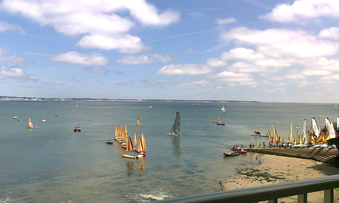 Le Pouliguen Apartment | Waterfront apartment with exceptional view of the Bay of La Baule