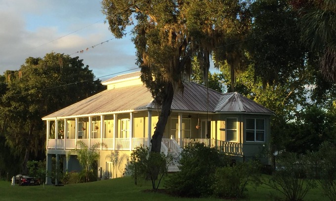 Satsuma Apartment | Waterfront Apartment in quiet community