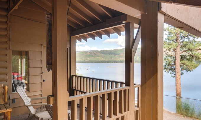 Bayfield Apartment | Waterfront Bayfield Apartment w/Kayaks & Fire Pit