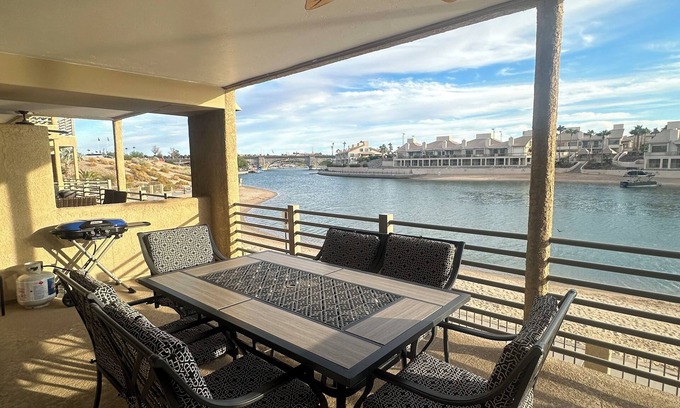 Lake Havasu City Condo | WATERFRONT/BEACH FRONT UPGRADED King View Condo # 205- approx.30 ft from beach