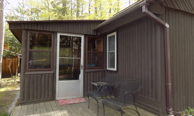 Mayfield Cabin | Waterfront Bellaire Style Cabins 20 Min from Downtown Traverse City - Cabin #2