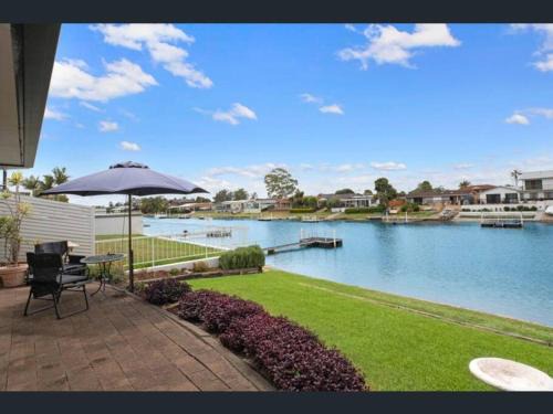 Port Macquarie House | Waterfront Bliss