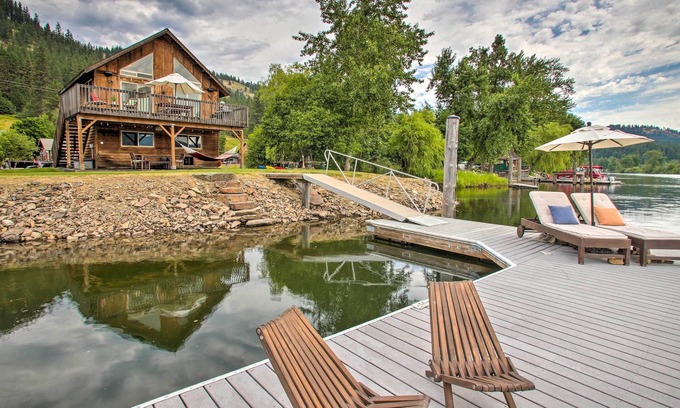 St. Maries Cabin | Waterfront Cabin w/2 Boat Docks & Mtn Views!