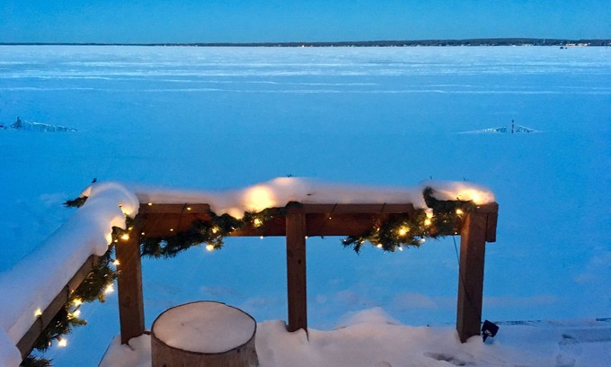 Central Alberta Cabin | Waterfront cabin with breathtaking views of the lake, 45 min from Edmonton AB