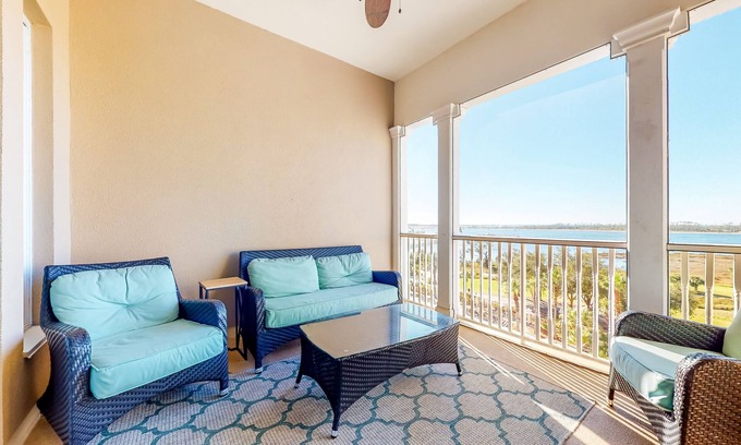 Upper Grand Lagoon Condo | Waterfront condo with central AC and access to resort pool & hot tub