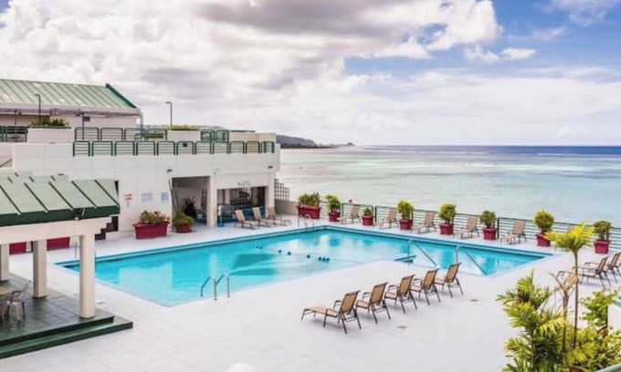 Tamuning House | Waterfront Condo In Tamuningnn