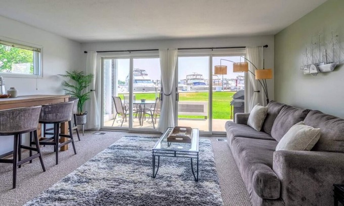 Ferrysburg Condo | Waterfront Condo in Spring Lake-Blissful Blue Waterfront