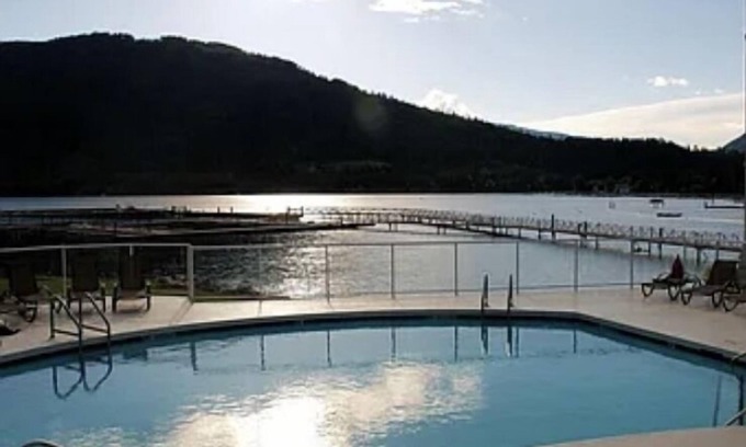 Sicamous Condo | Waterfront condo on Mara Lake w/Hot Tub and Pool