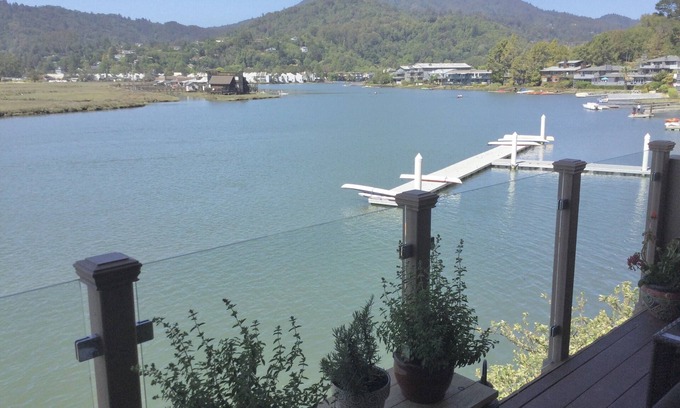 Greenbrae Condo | Waterfront condo, spectacular views