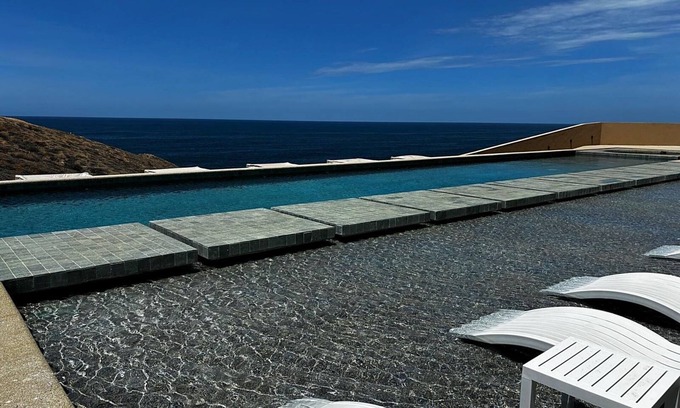 Cerritos Condo | Waterfront Condo with Gorgeous Sunset Ocean Views