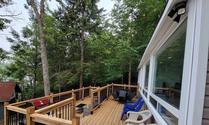 Ryerson Cottage | Waterfront Cottage
