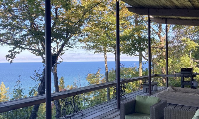 Northport Cottage | Waterfront cottage on 10 acre bluff overlooking Lake Michigan. Very Private,Pets