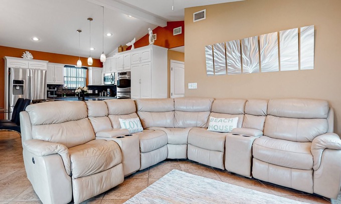 Port Isabel Cottage | Waterfront cottage with a pool, hot tub, tennis, washer/dryer, central AC