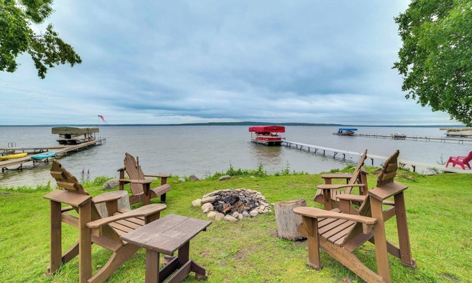 Alanson Cottage | Waterfront Cottage w/Dock on Burt Lake!