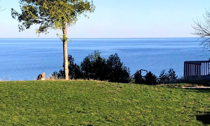 Sturgeon Bay House | Waterfront Cupola House on the Bay in Tranquil Southern Door.