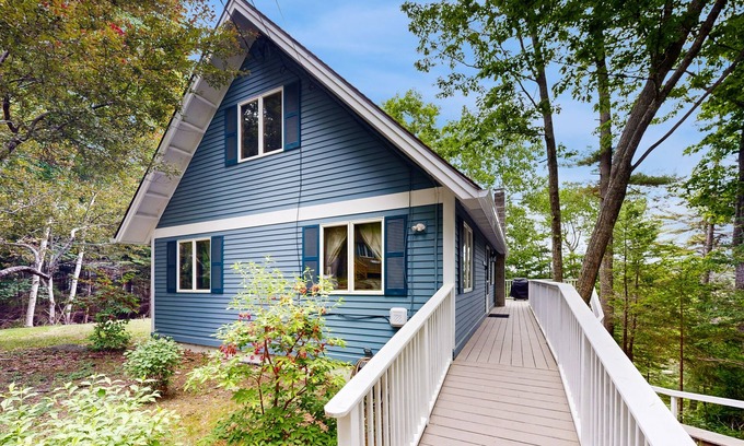 Boothbay Harbor House | Waterfront, dog-friendly home with dock access, river views, deck & sunroom