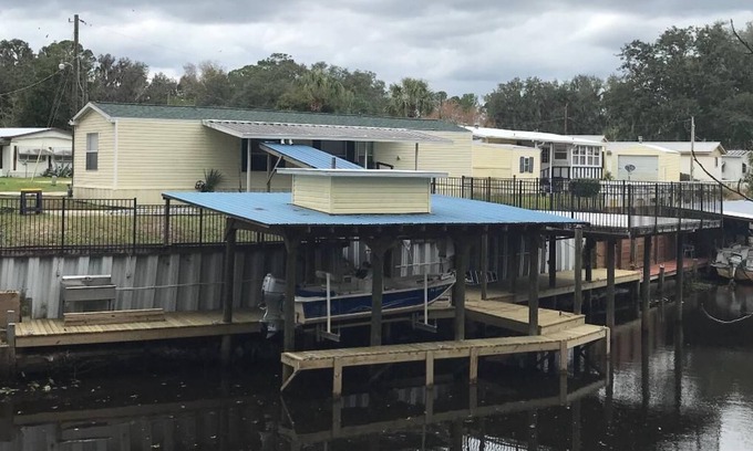 Satsuma House | Waterfront entire home. Docking with fish cleaning station. Quiet location.