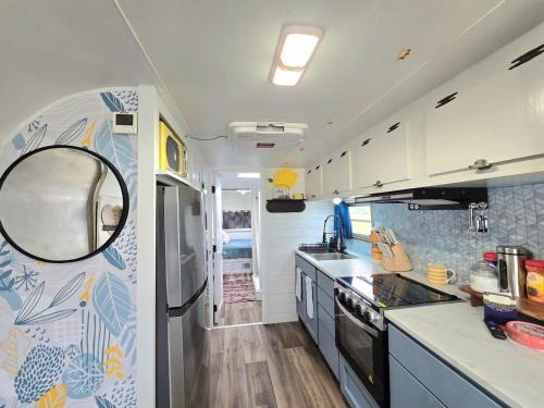 Port Lavaca House | Waterfront Escape - Margie 1974 Silver Streak