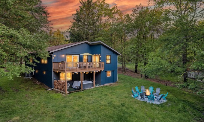 Albrightsville House | Waterfront Family Escape w/Hot Tub and Game Room