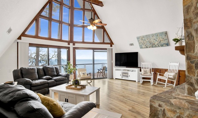 Florida Panhandle House | Waterfront Family Retreat with Amazing Views