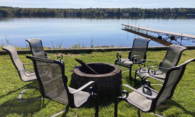 Houghton House | Waterfront Getaway Kayaks Fire Pit Dock