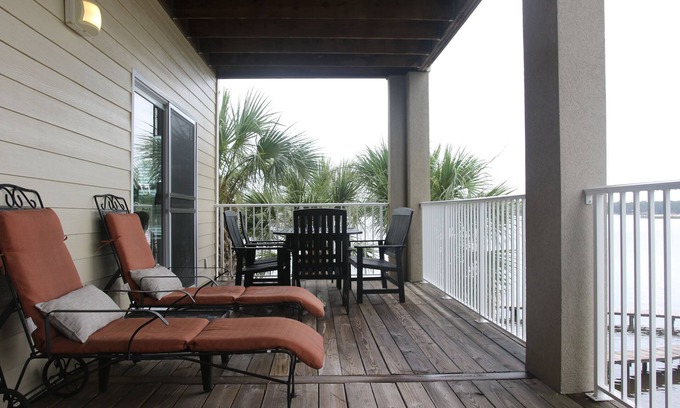 Foley Condo | Waterfront - great fishing, peaceful & quiet, yet close to Tanger Outlets & OWA